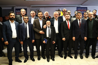 Bağcılar'da toplu istifa! Yönetimin tamamı AK Parti'ye katıldı