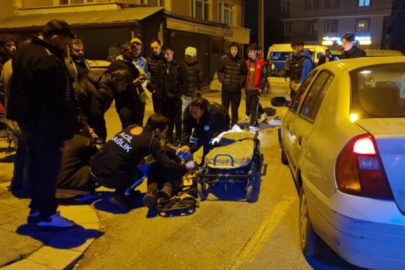 Otomobilin camına çarparak savrulan motosiklet sürücüsü yaralandı