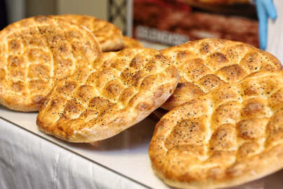 Bursa'da 450 gram 'BESAŞ' pidesi 15 TL