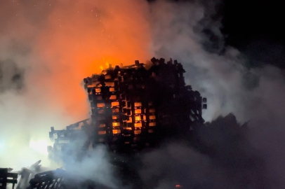 Bursa’da palet fabrikasında korkutan yangın