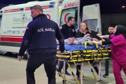 Kardeşini bıçakla ağır yaraladı