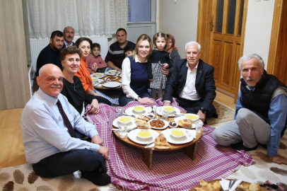 Bozbey, Aydın ailesinin iftar sofrasına konuk oldu