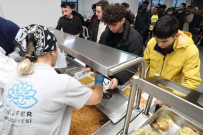 Binlerce Nilüferli iftar sofralarında buluşuyor