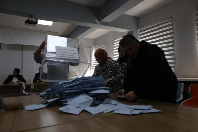 Bursa'da oy sayımına başlandı