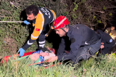 Manzarayı izlerken canından oluyordu: Mahsur kalan genci itfaiye ekipleri kurtardı