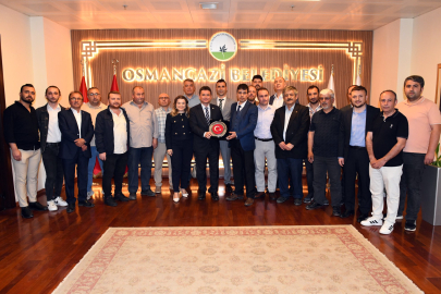 Başkan Aydın, makamının kapılarını halka açtı