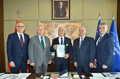 Bursa Büyükşehir Belediye Başkanı Mustafa Bozbey, Bursaspor Divan Kurulu ile görüştü