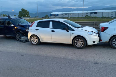 Bursa’da zincirleme kaza: 3 yaralı