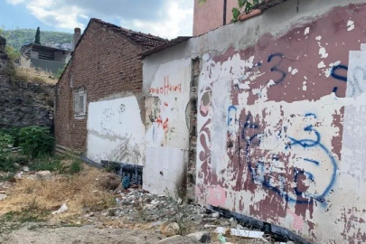 Bursa Pınarbaşı Mahallesindeki eski evler ilgi çekiyor