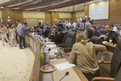 Bursa Büyükşehir Belediye Meclisi'nde gerginlik