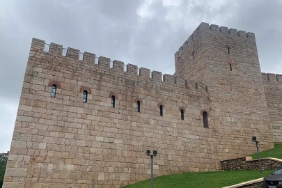 Bursa Zindan Kapı Müzesi, turistlerin ilgi odağı olmaya devam ediyor