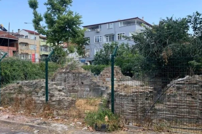 İznik’teki Ayasofya Kilisesi’nin yerinde yeller esiyor