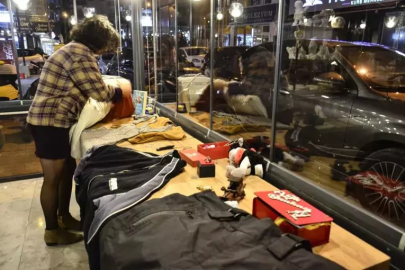 14 Şubat adına eski sevgililere kontra " Atsan atılmaz ama satsan satılır"