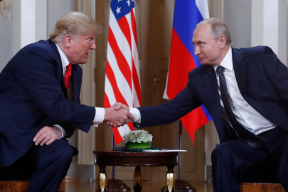 Trump ile Putin birlikte dünyayı parselliyor...