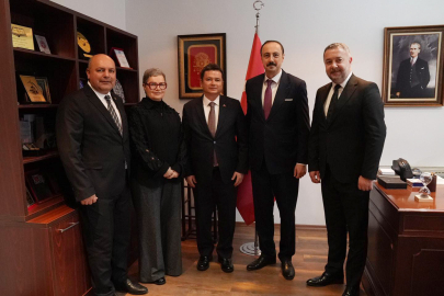 Osmangazi Kardeşleri ile  K. Makedonya'da bir araya geldi.