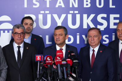 CHP 6 Nisan'da olağanüstü kurultaya gidiyor..
