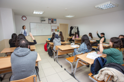  Bursa Büyükşehir Belediyesi'nden BUSMEK ile YKS desteği