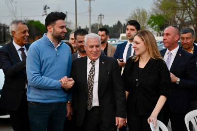 Başkan Bozbey, Ata evinde  iftara katıldı