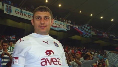 Fenerbahçe-Trabzonspor maçını izlerken fenalaşmıştı, tüm müdahalelere rağmen kurtarılamadı