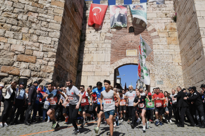 Uluslararası Osmangazi Tarihi Kent Koşusu coşkusu yaşandı