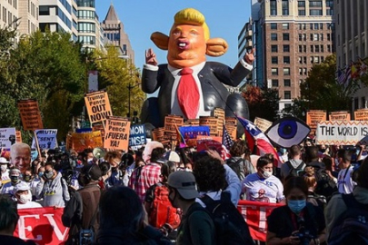 Trump'u Şutlayan Adam!