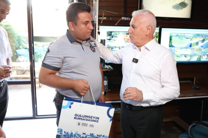 Kahraman Güvenlik Görevlisine Başkan Bozbey’den Tebrik...
