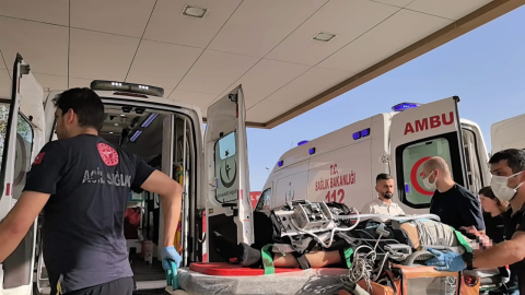 Bursa’da kamyon ile motosiklet çarpıştı: 2 ağır yaralı