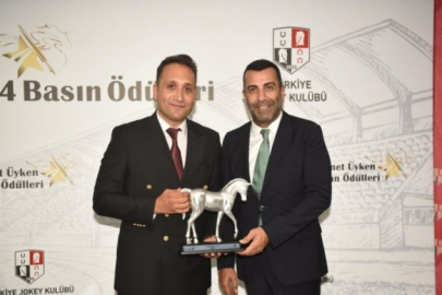 TJK' dan Bursa'ya Ödül geldi...