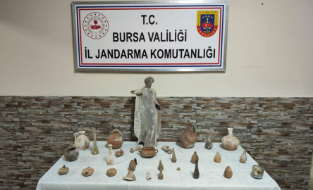 Bursa’da tarihi eser operasyonu: Roma ve Bizans objeleri ele geçirildi