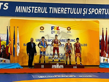 Bursalı güreşçilerden 2 madalya