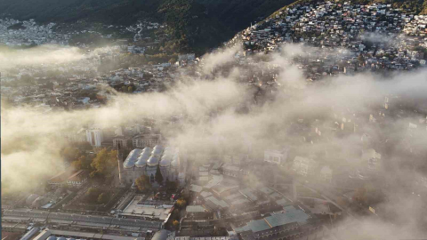 Bursa güne sisle uyandı