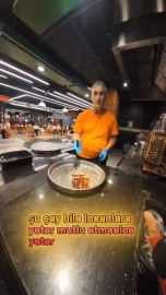 Köfteci Yusuf’ta kuryelerin yüzünü güldüren sıcak jest