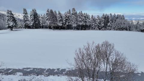 Uludağ’da kar kalınlığı 6 santimetreye geriledi