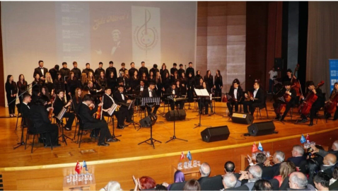 Zeki Müren’in 94’üncü doğum gününde unutulmadı