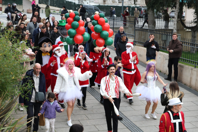 Yeni Yıl Heyecanı Osmangazi Meydanı’nda Yaşanıyor