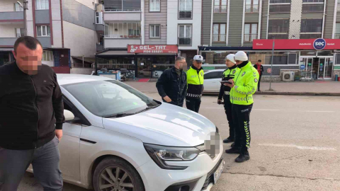 İnegöl’de korsan taksi operasyonu