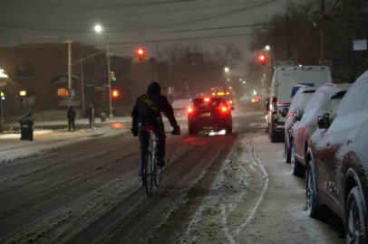 New York ve New Jersey’i kar fırtınası vurdu, acil durum ilan edildi