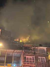 Uludağ eteklerindeki ev küle döndü