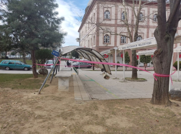 Bursa Büyükşehir, şiddetli rüzgara karşı teyakkuzda