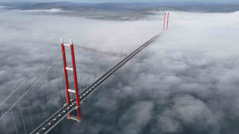 1915 Çanakkale Köprüsü sisler içinde mest etti