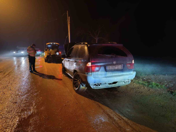 ’Dur’ ihtarına uymayan alkollü sürücü kaza yapınca yakalandı