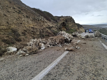 Bozcaada’da heyelan