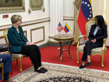 Venezuela Geçici Devlet Başkanı Rodriguez, ABD’li temsilciyle görüştü