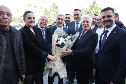 BOZBEY " BURSA'YI  BÜTÜN GÖRÜP, BÜTÜNCÜL PLANLIYORUZ” dedi.