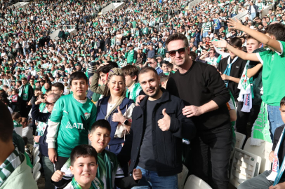 Bursaspor Sevgisi Osmangazi’de Büyüyor ve Tribünlerde Yerini Alıyor...