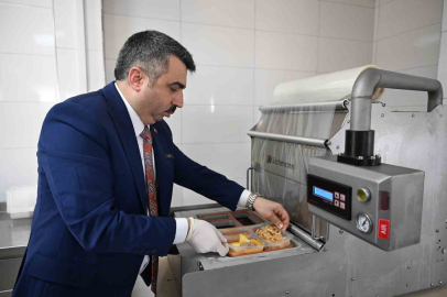 Yıldırım’da, gönüller de sofralar da bir