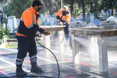 Mezarlara Saygının göstergesi Temizliktir...