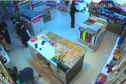 Depreme alışverişte yakalandılar, yarıda bırakıp kaçtılar
