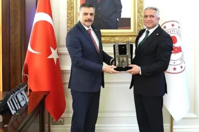 Erzurum Baro Başkanı Öner’den Bakan Çiftçi’ye ziyaret
