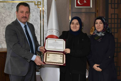 Bilecik’te hafızlık icazet belgeleri sahiplerine takdim edildi
